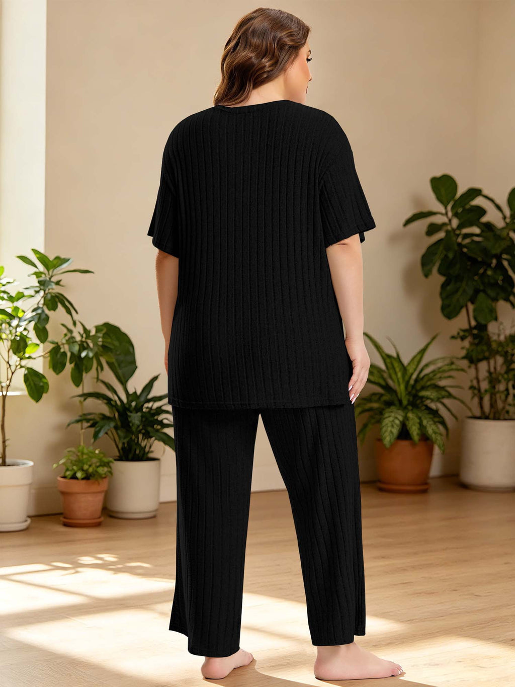 Homlouue Lounge Sets for Women Plus Size,2 Piece Outfit V-Neck Short Sleeve with Long Pants,Comfortable Ribbed Loungewear for Home or Outdoor(2XL,Black)